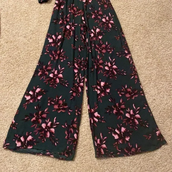 BB Dakota Sadie Floral jumpsuit size xs - Picture 3 of 8